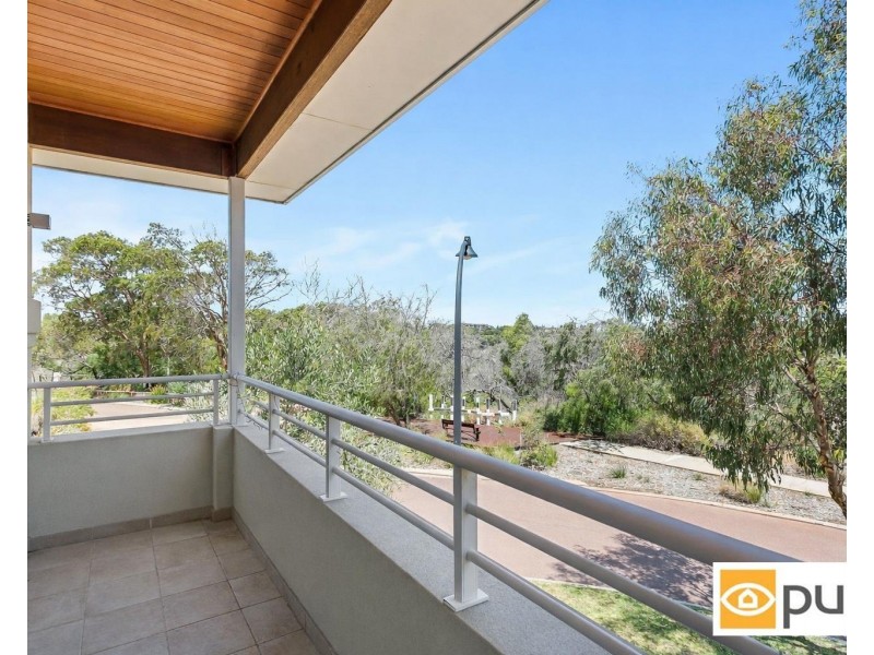 15 Swanway Crescent, Swanbourne WA 6010