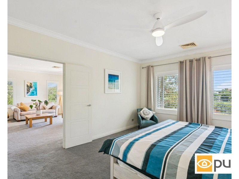 15 Swanway Crescent, Swanbourne WA 6010