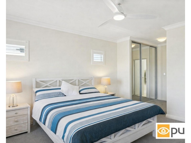 15 Swanway Crescent, Swanbourne WA 6010
