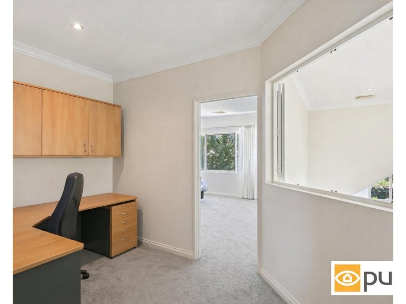 15 Swanway Crescent, Swanbourne WA 6010
