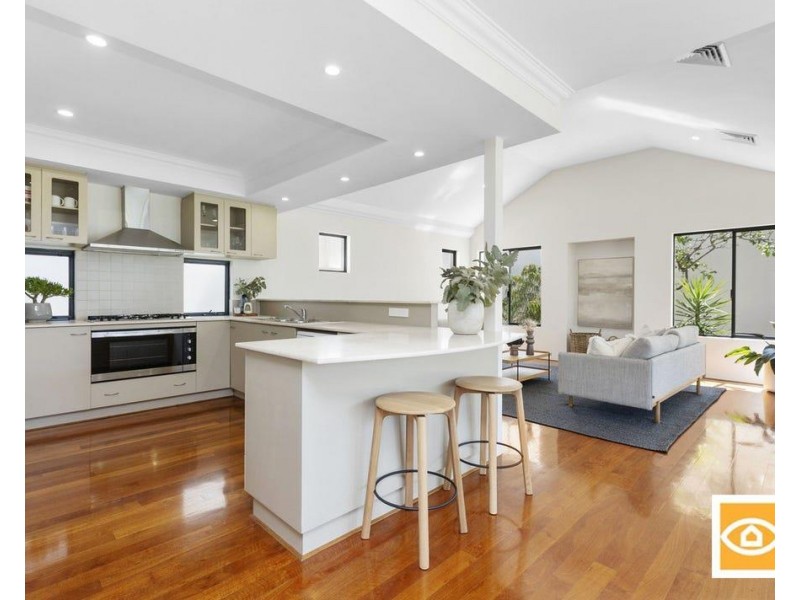 15 Cornwall Street, Swanbourne WA 6010