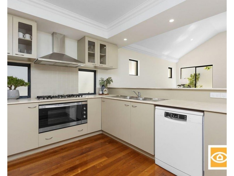 15 Cornwall Street, Swanbourne WA 6010