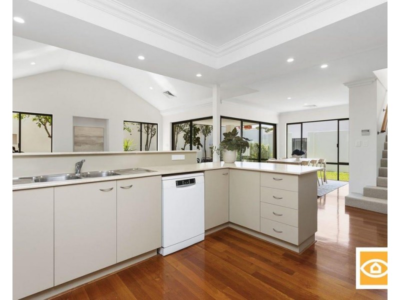 15 Cornwall Street, Swanbourne WA 6010