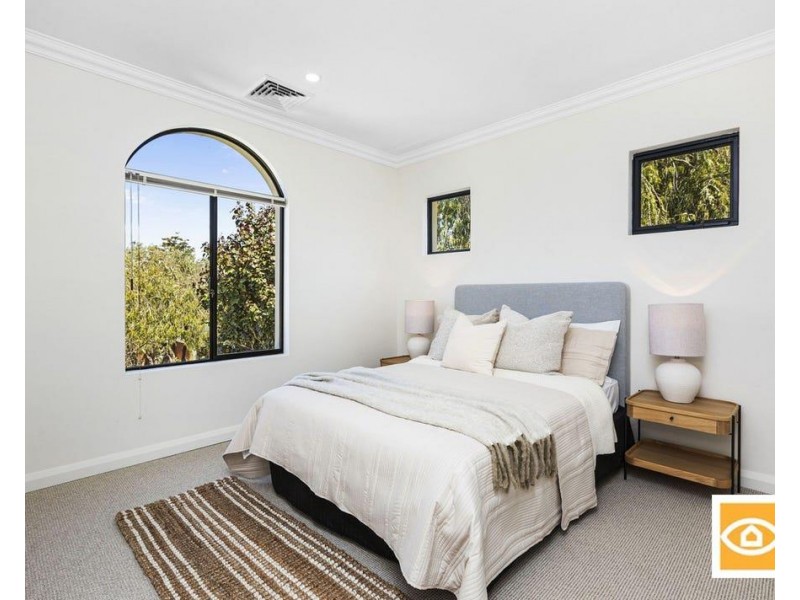 15 Cornwall Street, Swanbourne WA 6010