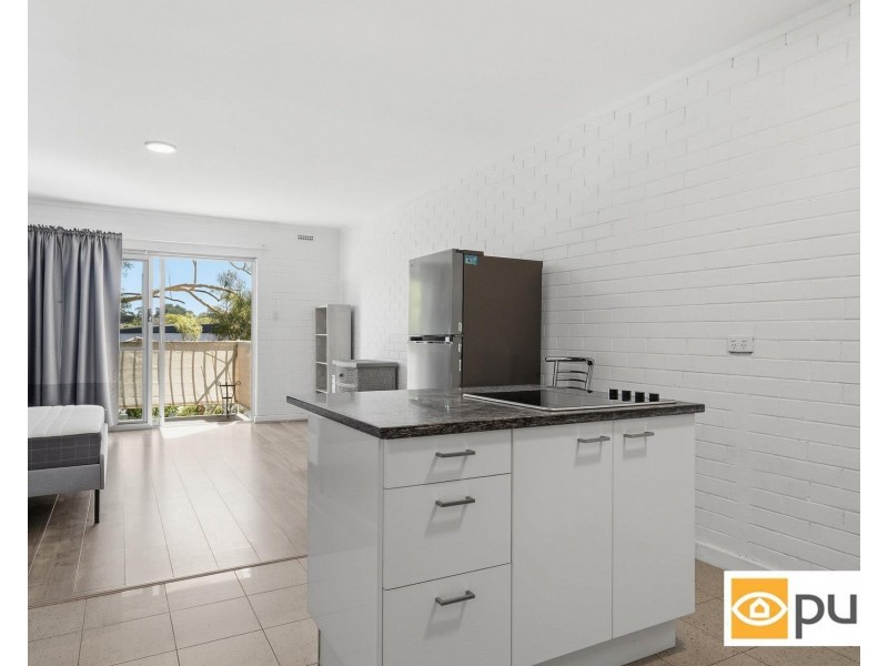 18/212 Hampden Road, Crawley WA 6009