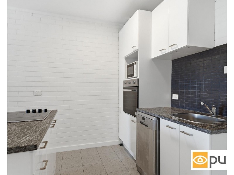 18/212 Hampden Road, Crawley WA 6009