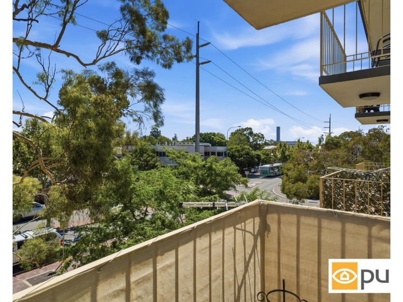 18/212 Hampden Road, Crawley WA 6009