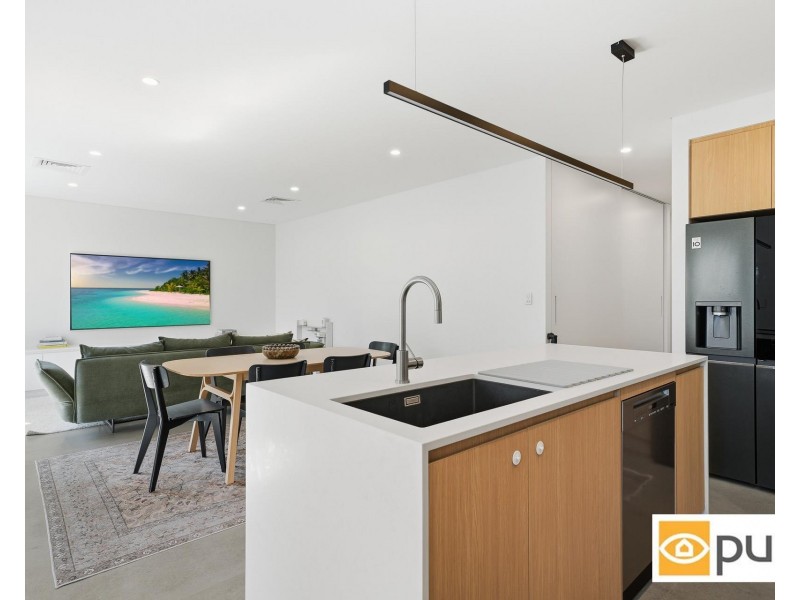 45 Lawrence Street, Bayswater WA 6053