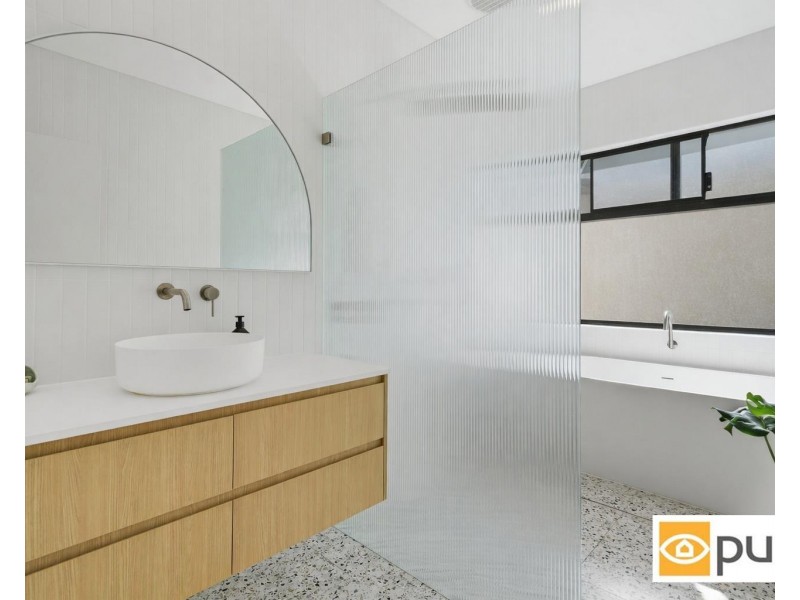 45 Lawrence Street, Bayswater WA 6053