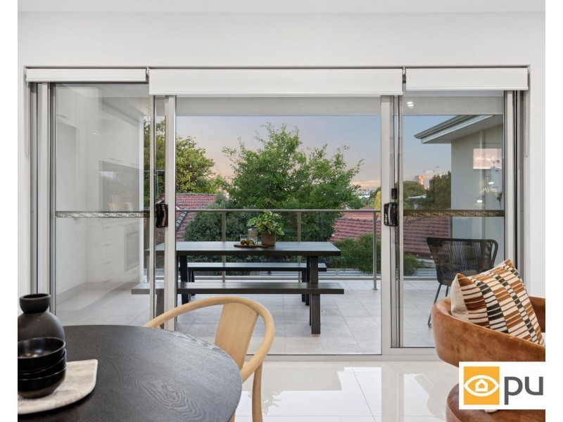 9/184 Salvado Road, Wembley WA 6014