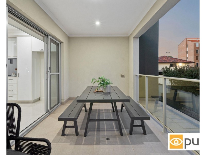 9/184 Salvado Road, Wembley WA 6014