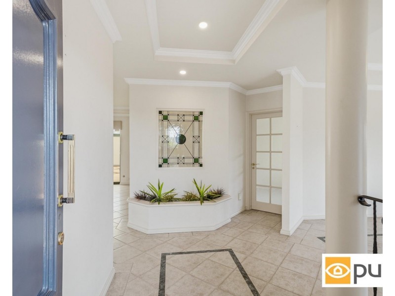 71A Hamilton Street, Stirling WA 6021