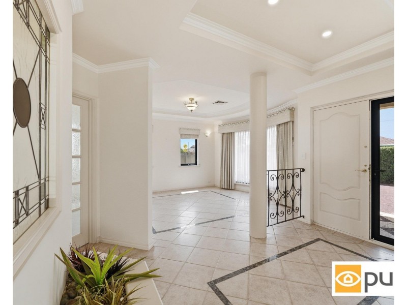 71A Hamilton Street, Stirling WA 6021