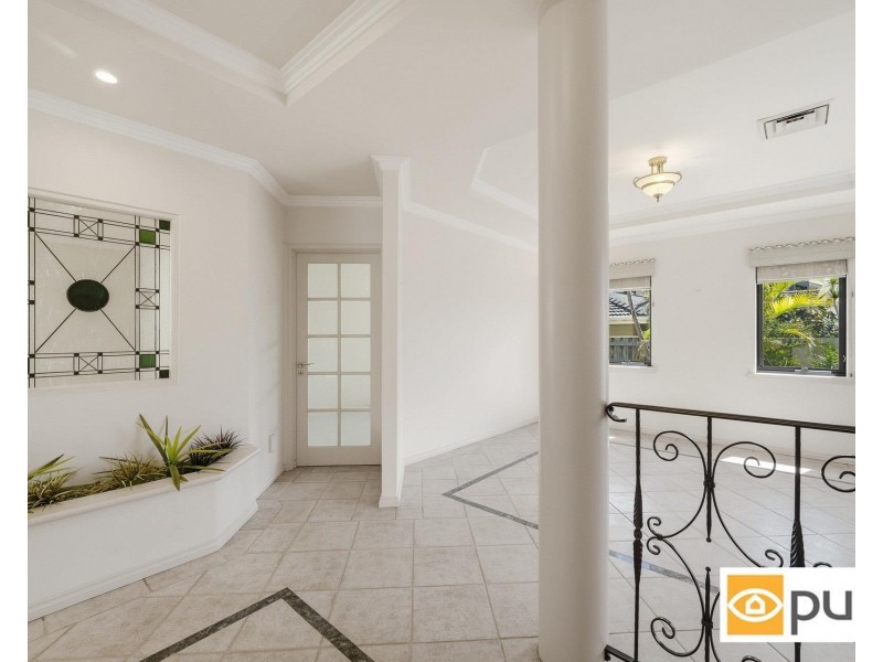 71A Hamilton Street, Stirling WA 6021