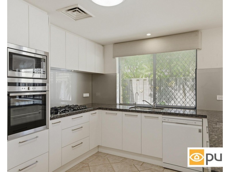 71A Hamilton Street, Stirling WA 6021