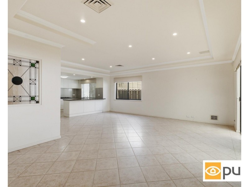 71A Hamilton Street, Stirling WA 6021