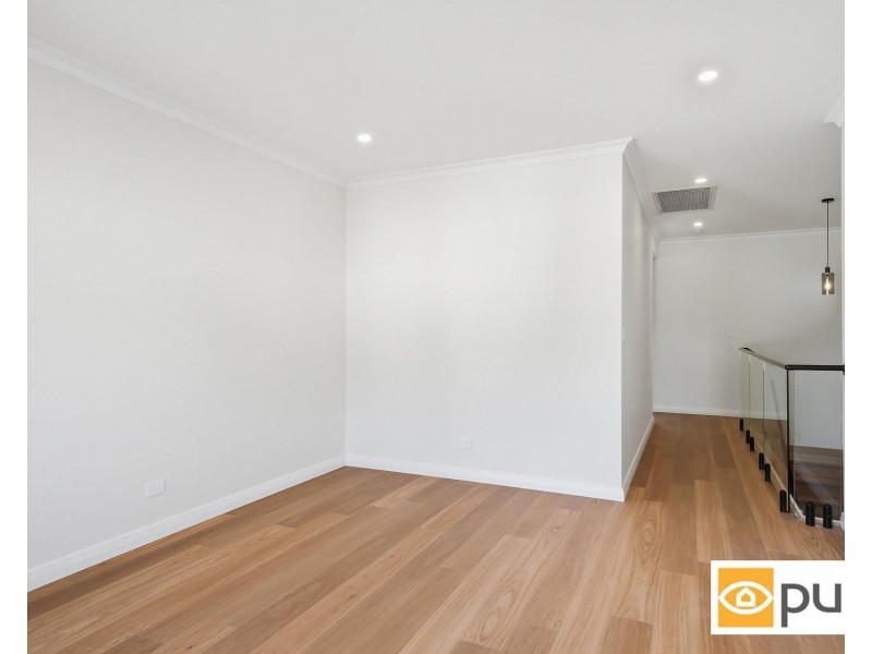 26 Pine Valley Pass, Connolly WA 6027