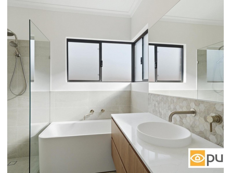 26 Pine Valley Pass, Connolly WA 6027