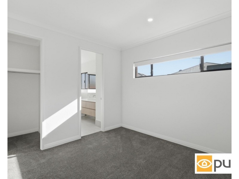 26 Pine Valley Pass, Connolly WA 6027