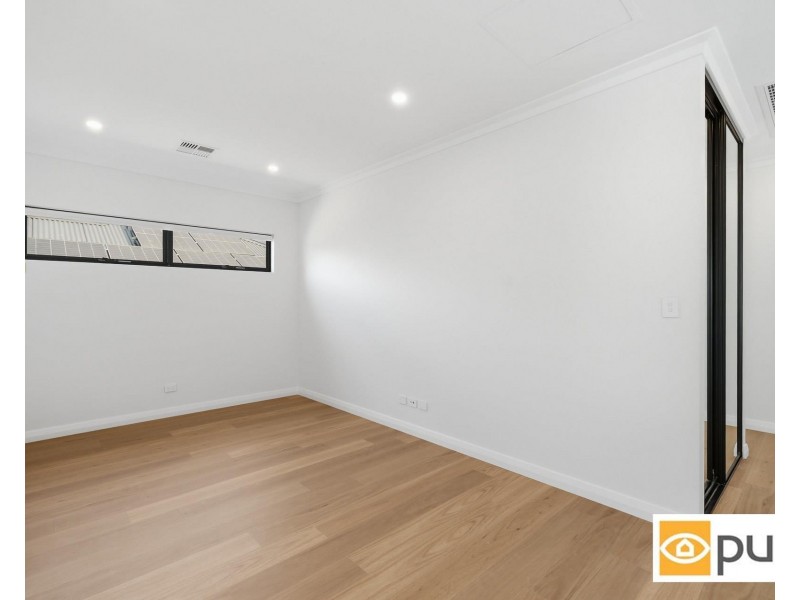 28 Pine Valley Pass, Connolly WA 6027