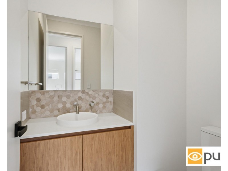 28 Pine Valley Pass, Connolly WA 6027