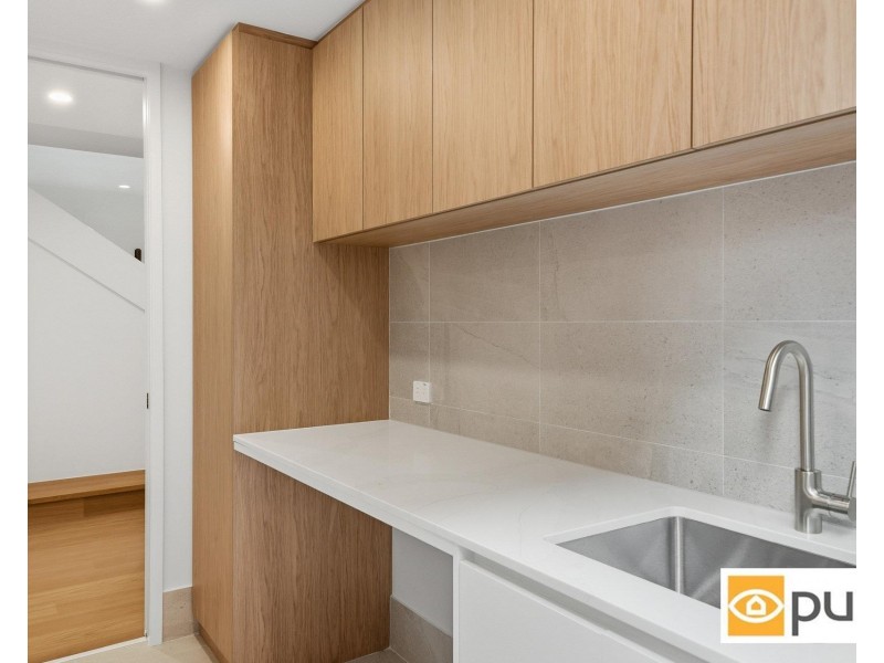 28 Pine Valley Pass, Connolly WA 6027