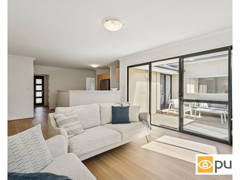 148B Huntriss Road, Doubleview WA 6018