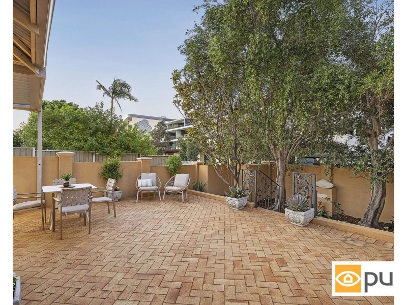 82A Waratah Avenue, Dalkeith WA 6009