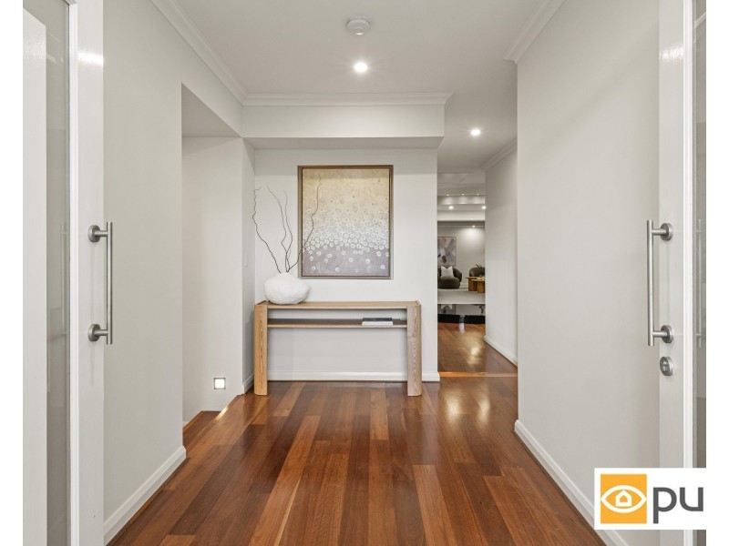 11 Teslin Road, Mount Claremont WA 6010