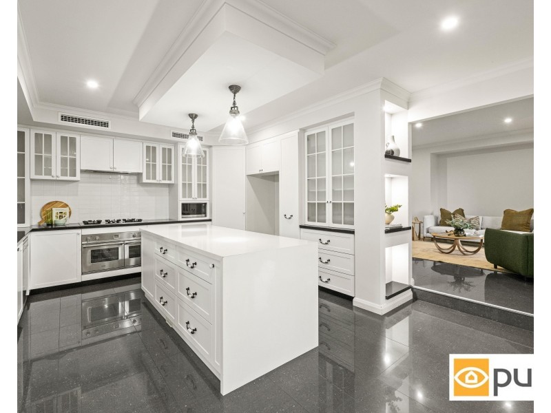 11 Teslin Road, Mount Claremont WA 6010