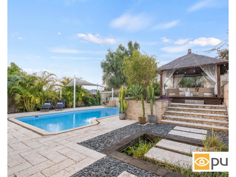 11 Teslin Road, Mount Claremont WA 6010