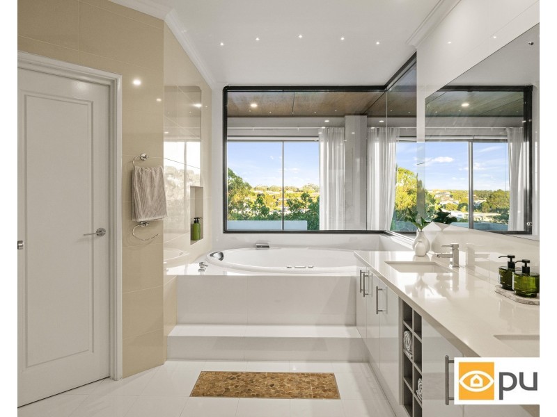 11 Teslin Road, Mount Claremont WA 6010