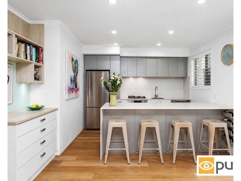 9/18 Freshwater Parade, Claremont WA 6010