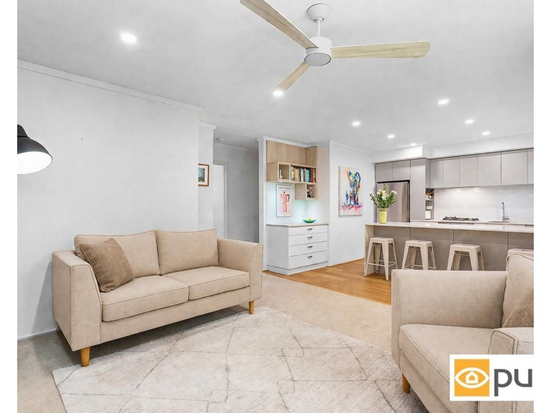 9/18 Freshwater Parade, Claremont WA 6010