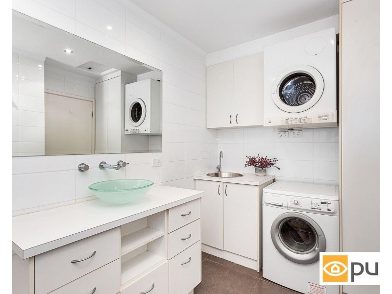 9/18 Freshwater Parade, Claremont WA 6010