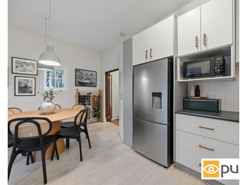 31 Thompson Road, North Fremantle WA 6159