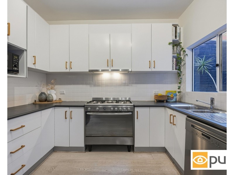 31 Thompson Road, North Fremantle WA 6159