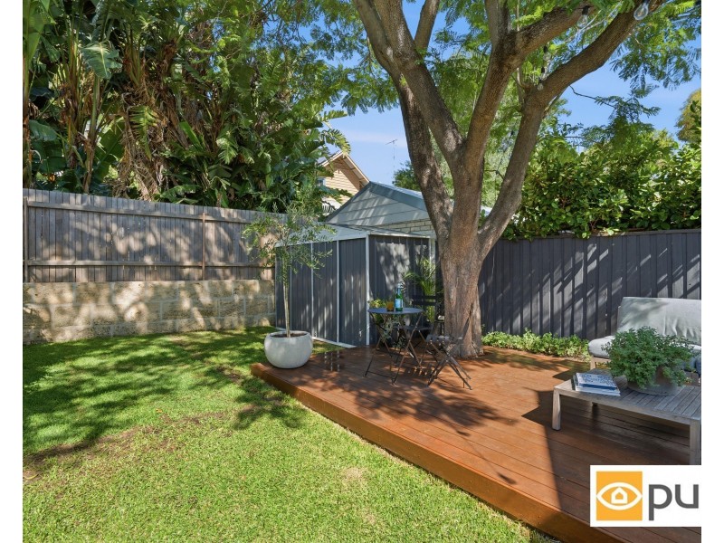 31 Thompson Road, North Fremantle WA 6159