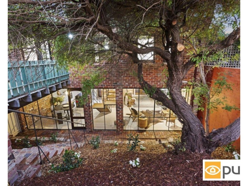 25 Bolton Place, Fremantle WA 6160