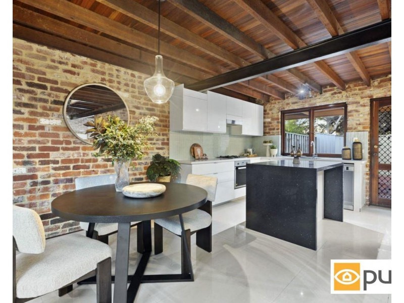 25 Bolton Place, Fremantle WA 6160