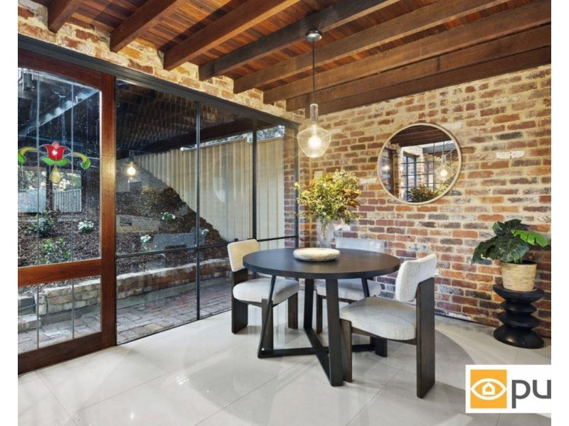25 Bolton Place, Fremantle WA 6160