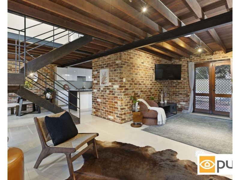 25 Bolton Place, Fremantle WA 6160