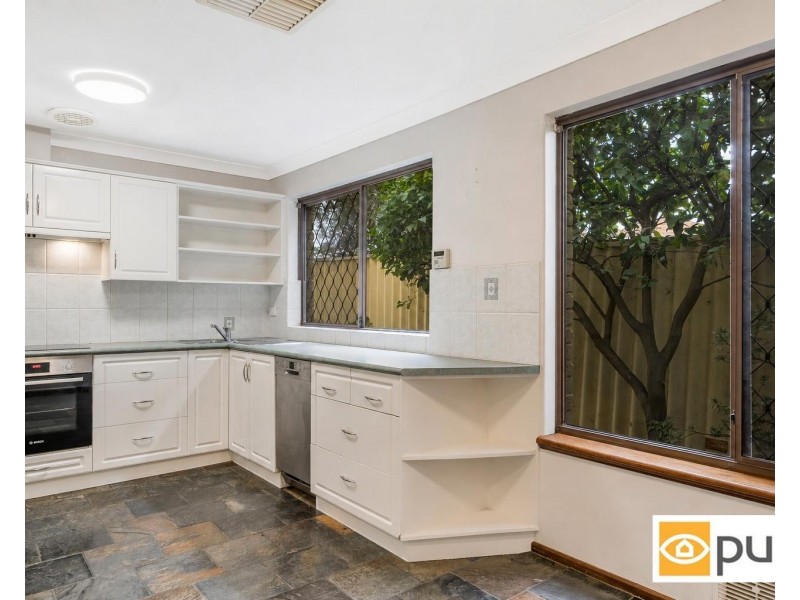 1/43 Park Street, Como WA 6152