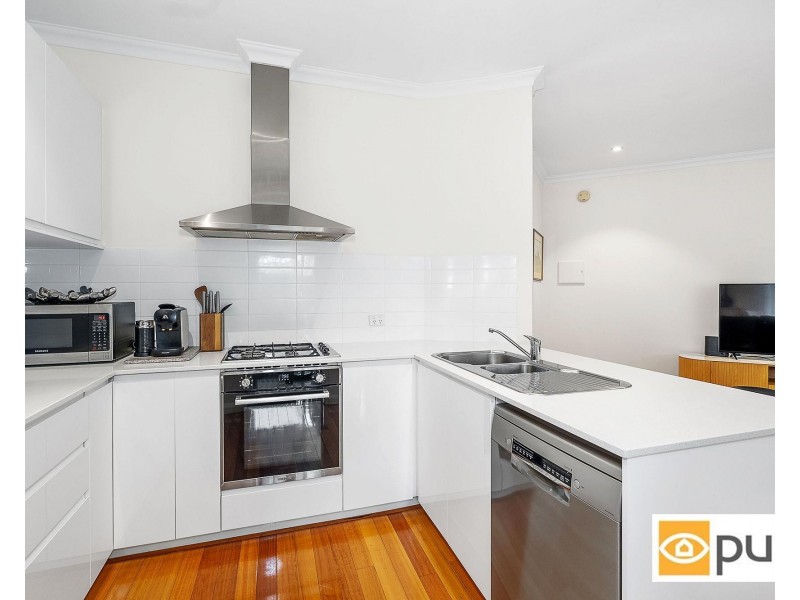 6/7 Keightley Road East, Shenton Park WA 6008
