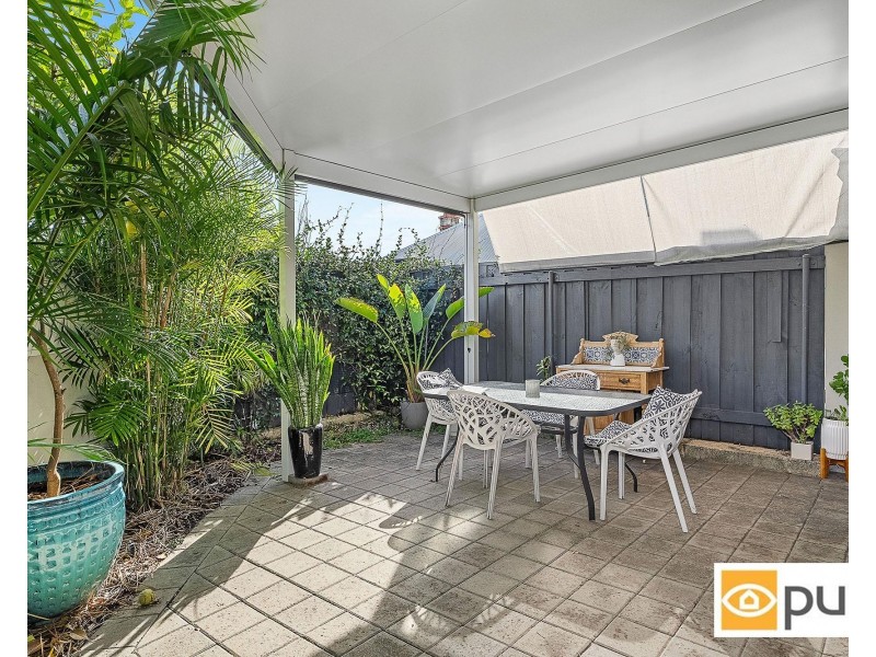 6/7 Keightley Road East, Shenton Park WA 6008