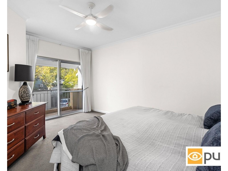 6/7 Keightley Road East, Shenton Park WA 6008