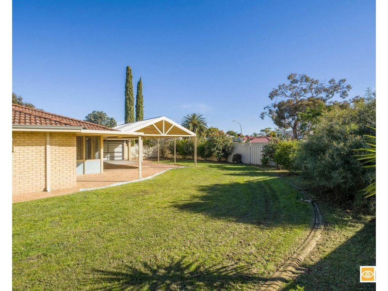 1 San Miguel Drive, Leeming WA 6149