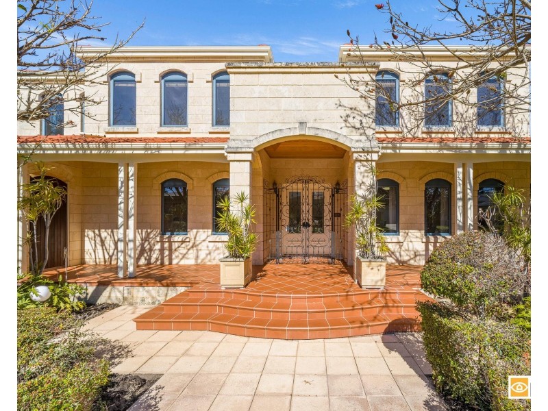 14 Hynes Road, Dalkeith WA 6009