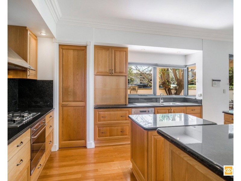 14 Hynes Road, Dalkeith WA 6009