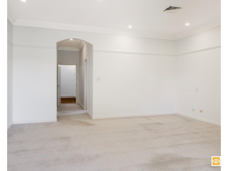 14 Hynes Road, Dalkeith WA 6009